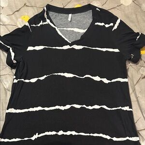 Chic Black and White Striped V-Neck Women's Tee